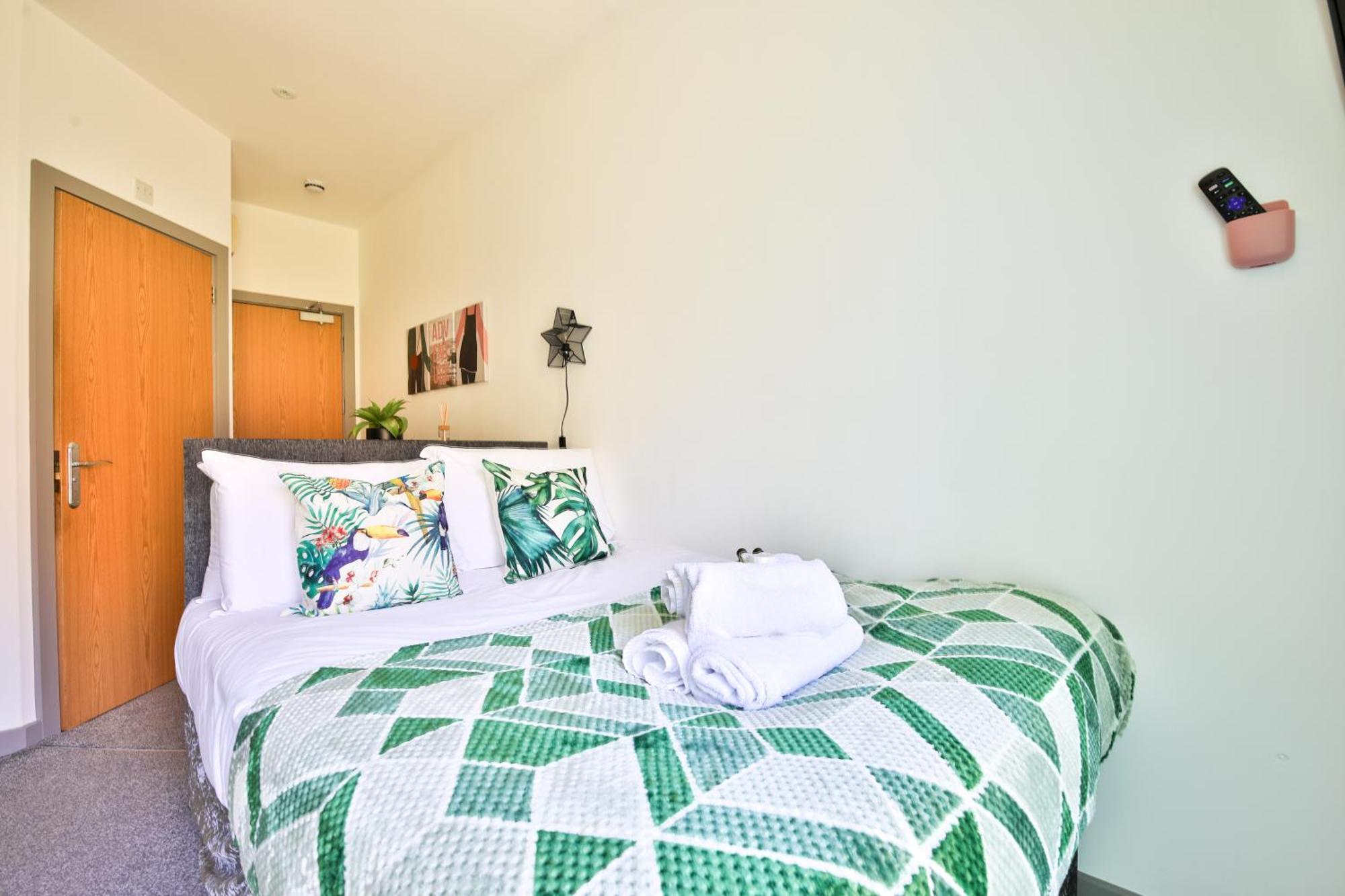 Princess Lofts City Centre Studios With Nespresso Coffee Machines & New Fast Wifi By Stayright Swansea Extérieur photo