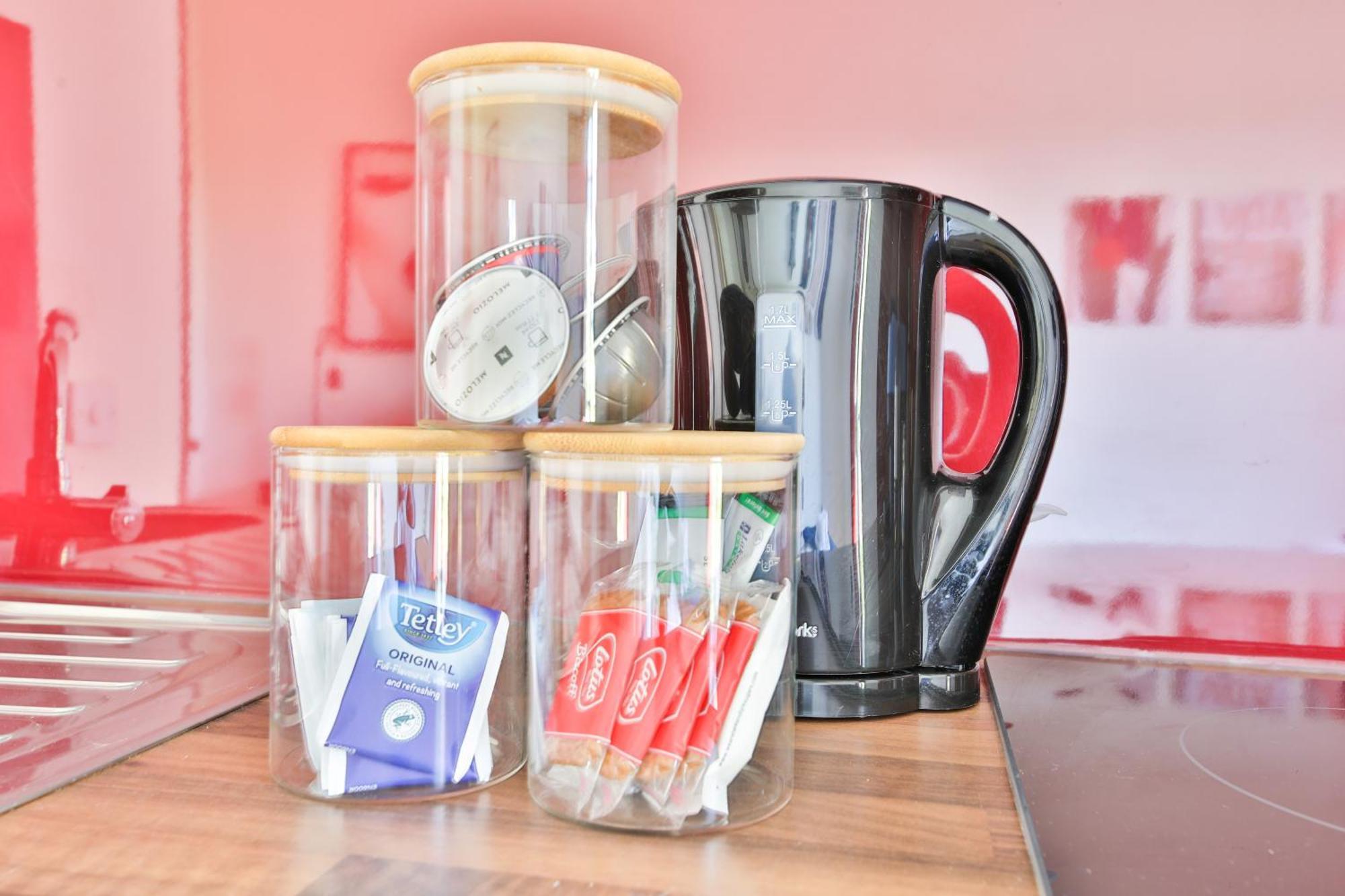 Princess Lofts City Centre Studios With Nespresso Coffee Machines & New Fast Wifi By Stayright Swansea Chambre photo