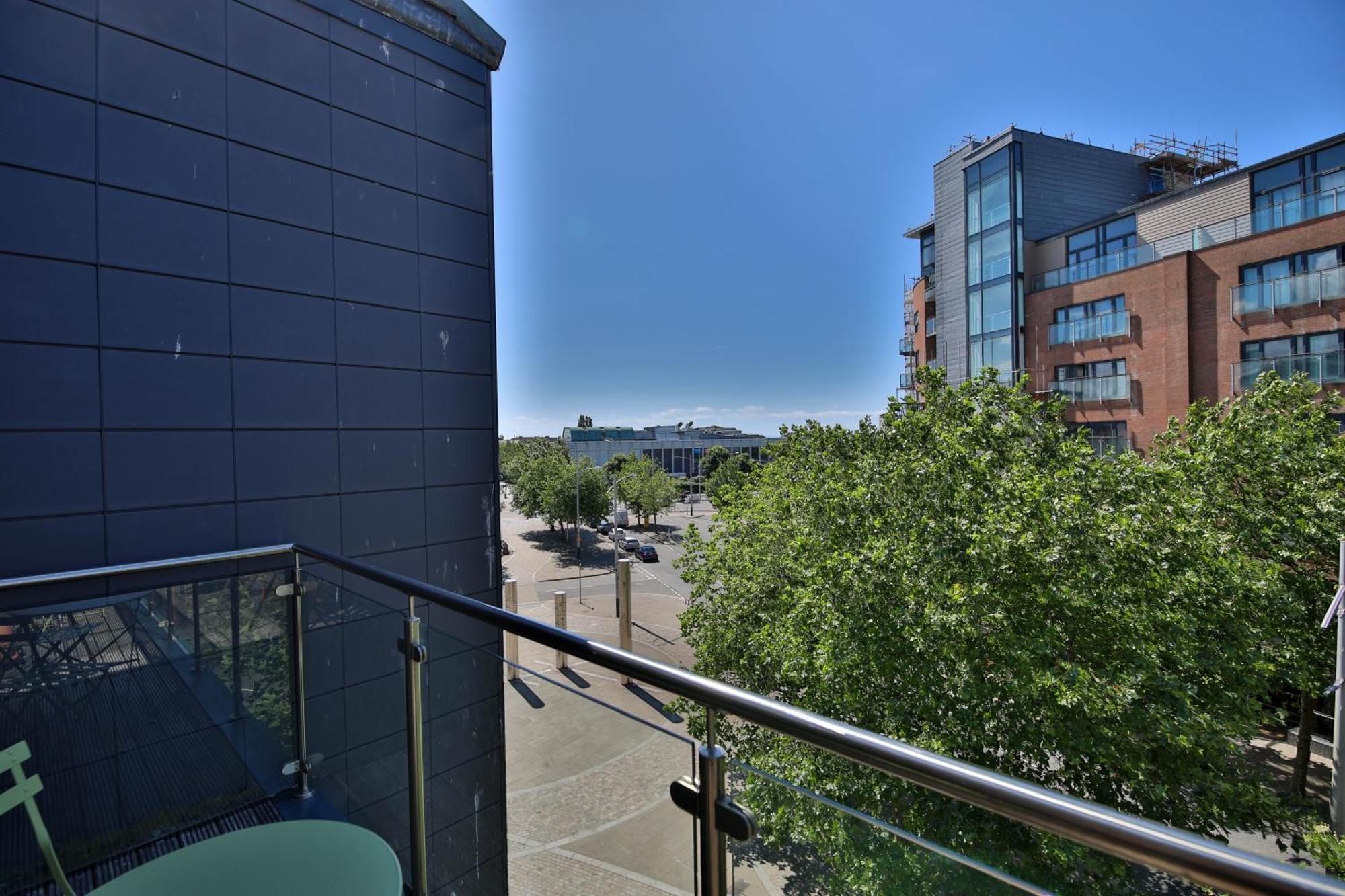 Princess Lofts City Centre Studios With Nespresso Coffee Machines & New Fast Wifi By Stayright Swansea Extérieur photo