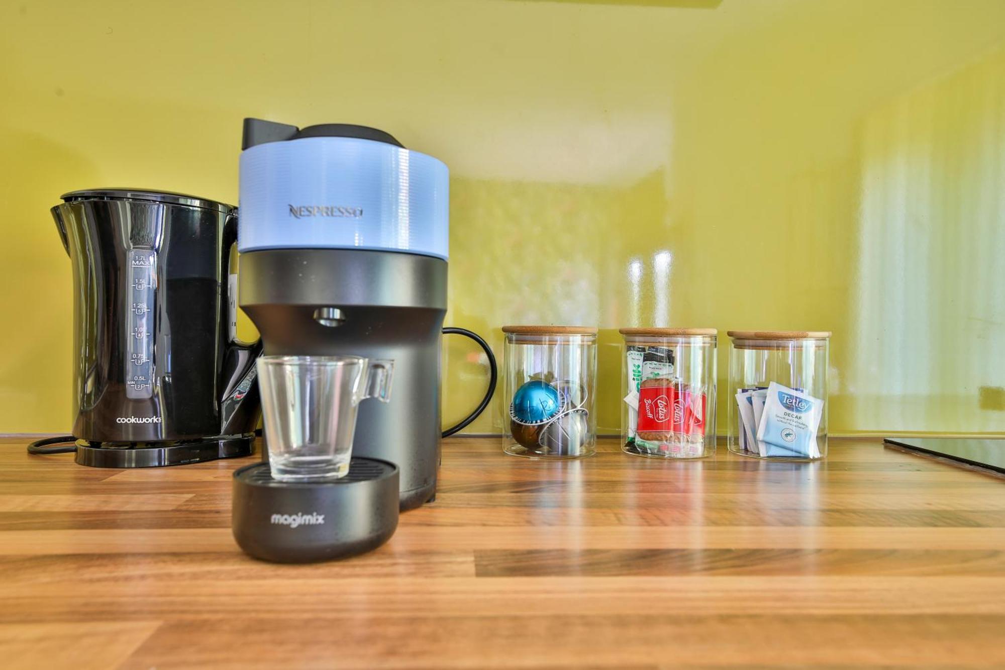 Princess Lofts City Centre Studios With Nespresso Coffee Machines & New Fast Wifi By Stayright Swansea Extérieur photo